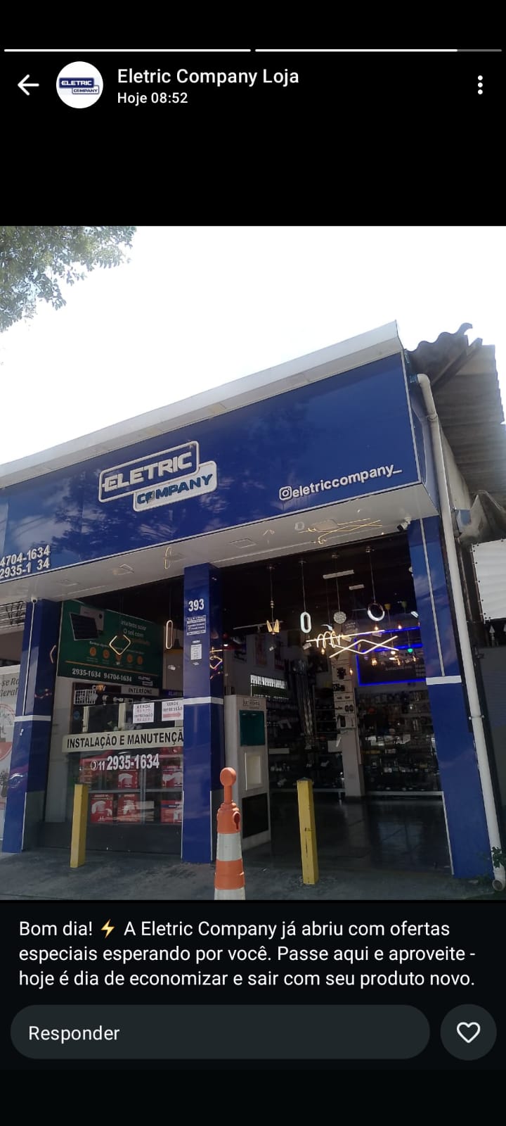 Fachada Luminosa - Fachada comercial em São Paulo por Fachadas Donaria
